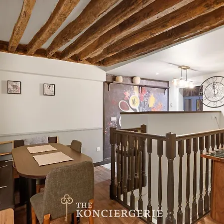 Elegant Pied A Terre Proche De Republique 아파트