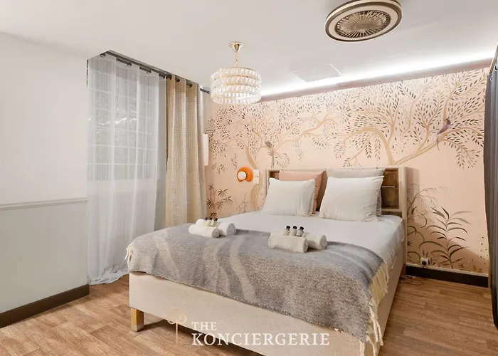Lägenhet Elegant Pied A Terre Proche De Republique